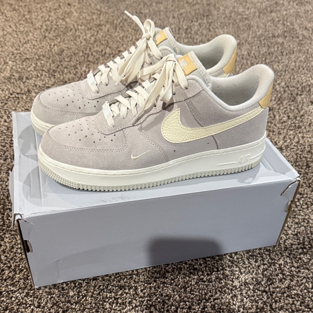 Nike woman’s Air Force 1 Cream and Gray Sneakers size 10 (original box)